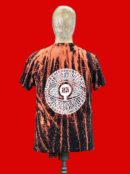 Hochwertiges [Stoffart, z. B. Baumwolle, Leinen, Seide] Textil in [Farbe] mit [Muster, z. B. Streifen, Karos, Blumen]. Der Stoff ist weich, atmungsaktiv und strapazierfähig, ideal für [Verwendungszweck, z. B. Bekleidung, Heimtextilien, Dekoration]. Die detaillierte Aufnahme zeigt die feine Textur und Verarbeitung des Materials. Perfekt für Designer, Näherinnen und kreative Projekte. Neutraler Hintergrund hebt Farbe und Struktur des Stoffes deutlich hervor.